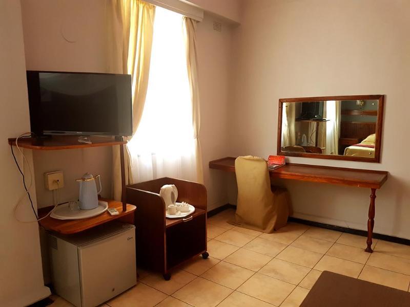 Stayeasy Maputo Esterno foto